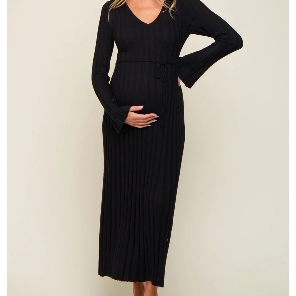 ILLA ILLA Black Ribbed V-Neck Maternity Maxi Dress